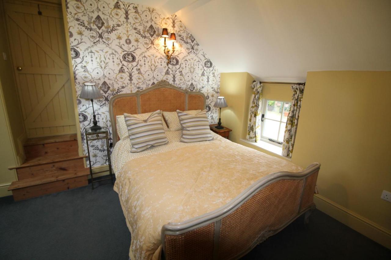 The Coach House Villa Whitby Bagian luar foto